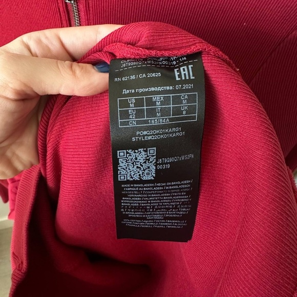 GUESS Ribbed Zip Bodycon Dress – Red – Size S/M (Like New) - Picture 7 of 7